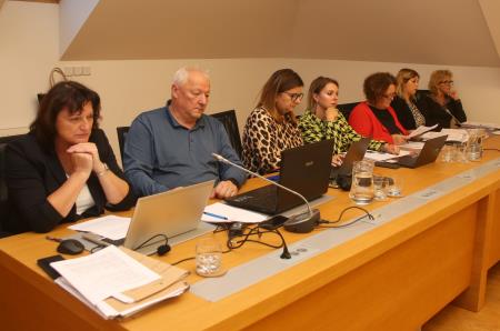 6. SEJA OBČINSKEGA SVETA 06 FOTO LJUBO VUKELIČ